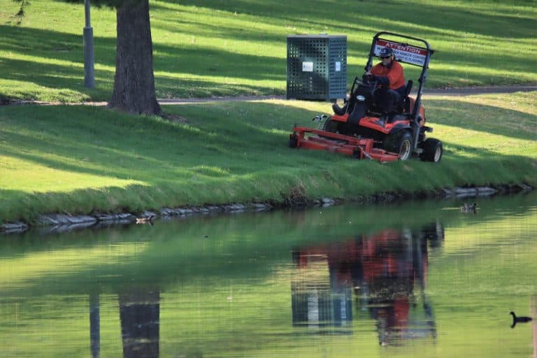 5 Best electric riding lawn mower for 2023: Reviews & Buyer’s guide